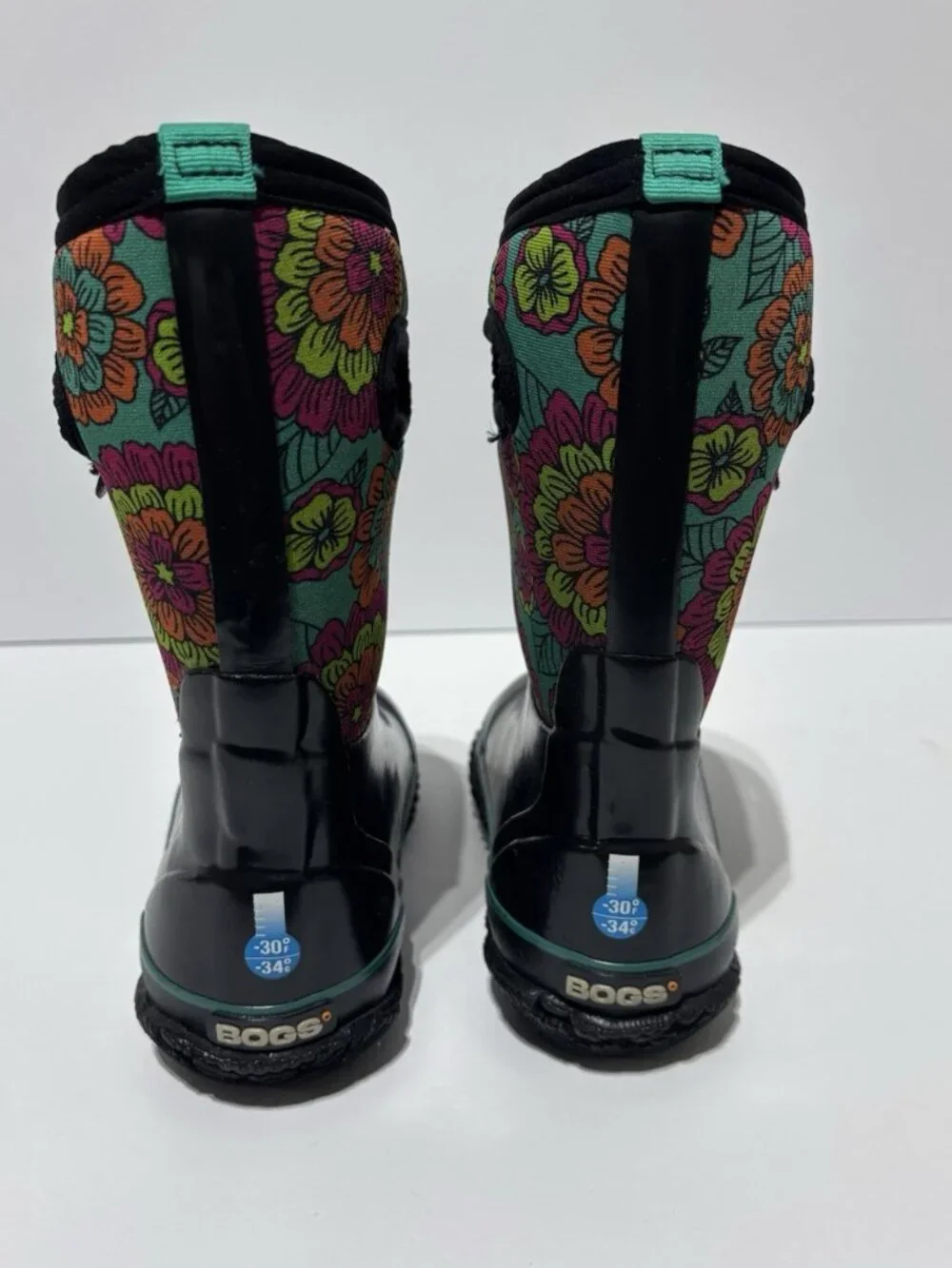 Bogs Kids’ Classic Pansies Black Multi Rain Boots, Girls’ Size 13 M